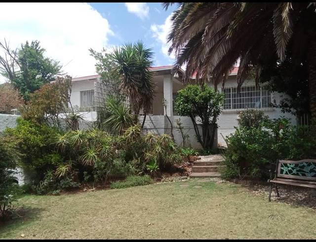 4 BEDROOM HOUSE FOR SALE IN KENSINGTON